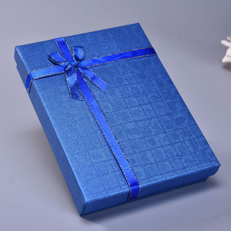 Κουτί συσκευασίας κοσμημάτων 12x16 cm με κορδέλα για κολιέ, δαχτυλίδι και σκουλαρίκια – δώρο