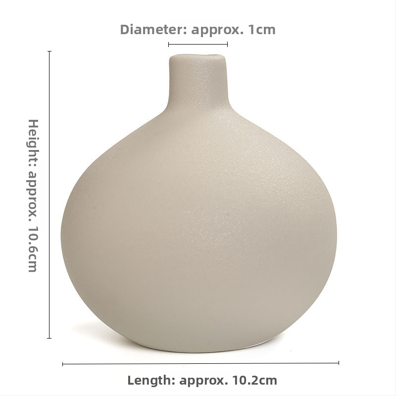 Biela porcelánová váza Jane Ermei Ceramics pre elegantnú bytovú dekoráciu