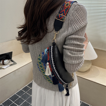 Γυναικεία τσάντα σε εθνο-στυλ, ώμου/ crossbody με φούντες, μικρή τσάντα, 2026 άνοιξη-καλοκαίρι