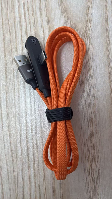 240W USB-C kabel za podatke sa stalkom, kompatibilan s Apple iPad modeli 15/16/17 i Huawei tabletima, brzo punjenje