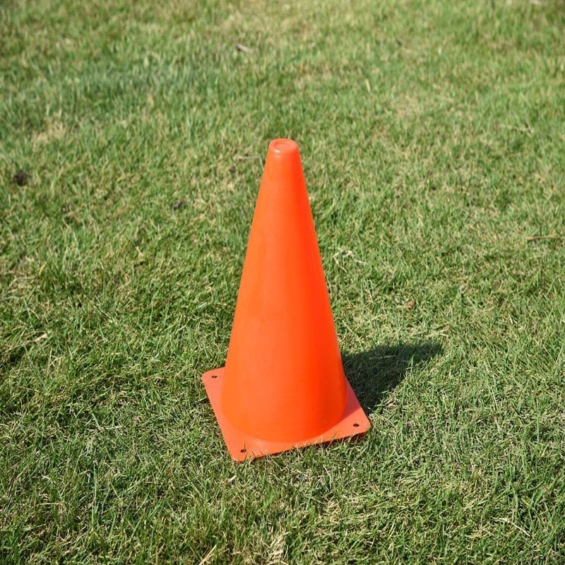 18 cm-es futball edzésjelzők és fagylaltkúp-formájú akadálycsövek
