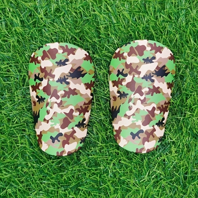 Protecții tibie fotbal - mărime extra mică, design camuflaj, protecții mini pentru antrenament