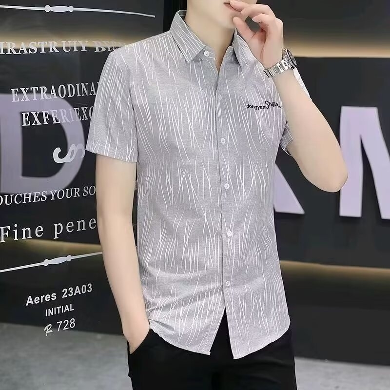 Ανδρικό πουκάμισο κοντομάνικο με ρίγες, Slim Fit, ελαφρύ πολυεστέρας, γιακά με πέτα, στυλ Χονγκ Κονγκ, καλοκαίρι 2025