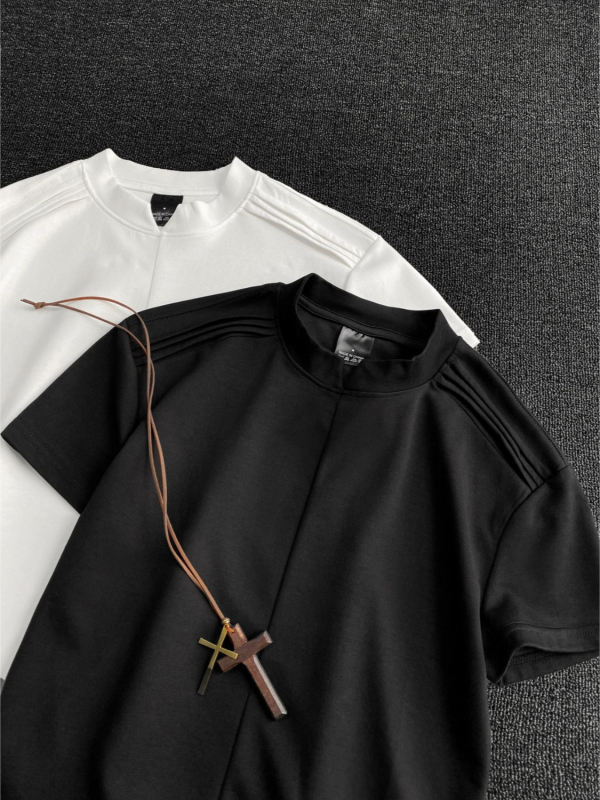 Αντρικό κοντομάνικο T‑shirt με στρογγυλή λαιμόκοψη, χαλαρή εφαρμογή, μονόχρωμο, καλοκαιρινό στυλ 2026