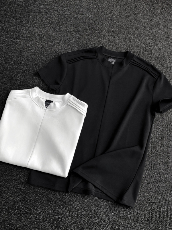 Αντρικό κοντομάνικο T‑shirt με στρογγυλή λαιμόκοψη, χαλαρή εφαρμογή, μονόχρωμο, καλοκαιρινό στυλ 2026