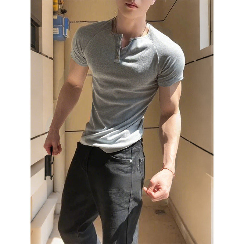 Γκρι Henley T-shirt με κοντό μανίκι για άνδρες, slim-fit