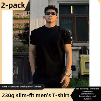 Pánske fitness tričko amerického štýlu s krátkym rukávom, ťažkej gramáže, klasické ramená, letné, čierne.
