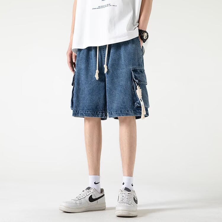Ανδρικά denim σορτς εργασίας σε Αμερικανικό στιλ, καλοκαίρι, με μεγάλες τσέπες, μήκος μέχρι το γόνατο, αστικό στυλ