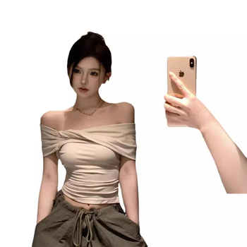 Γυναικείο T‑shirt με στριμμένο κόμπο σε έναν ώμο, κοντό μανίκι, cropped top
