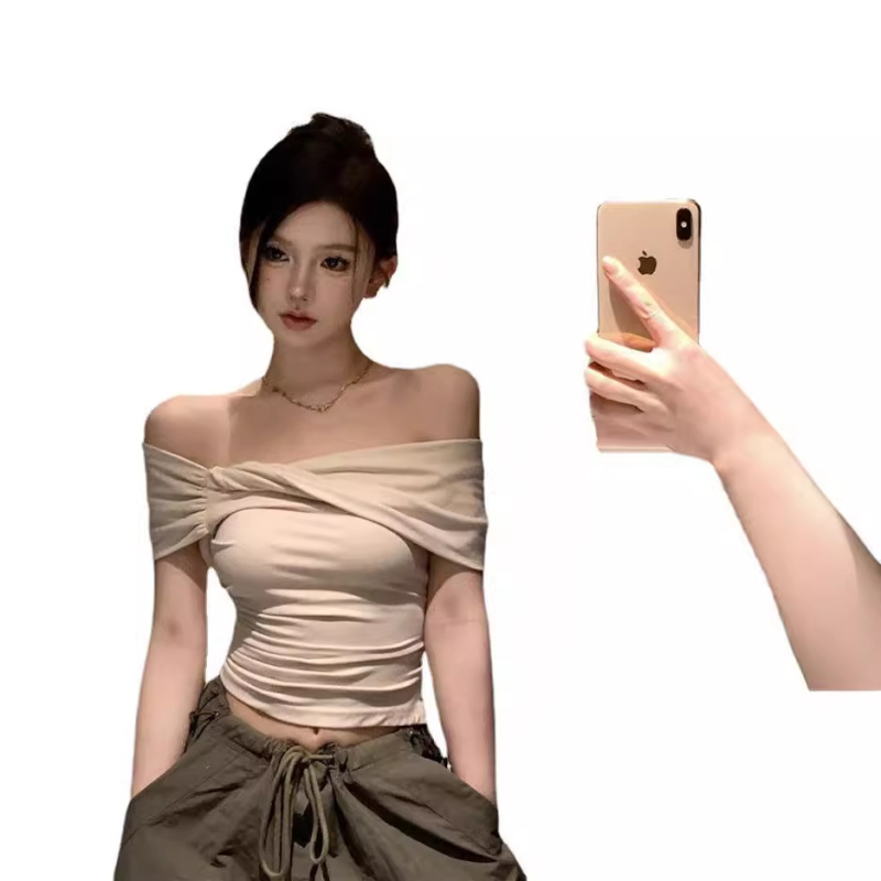 Γυναικείο T‑shirt με στριμμένο κόμπο σε έναν ώμο, κοντό μανίκι, cropped top
