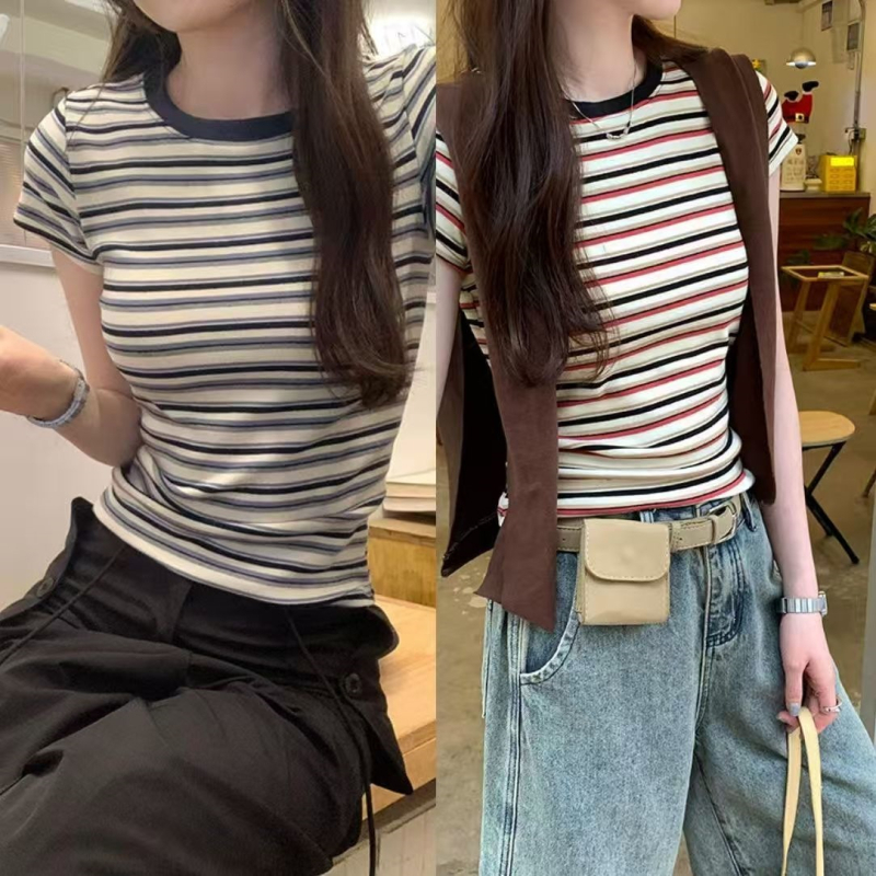 Γυναικείο oversize ριγέ T‑shirt με λαιμό crew και κοντά μανίκια, casual καλοκαιρινό τοπ