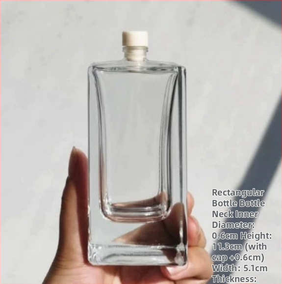 100 ml priehľadná plochá štvorcová sklenená fľaša s malým hrdlom na liehoviny, aromaterapiu, náplne do parfumov, kávu a nápoje, prázdna dekoratívna fľaša