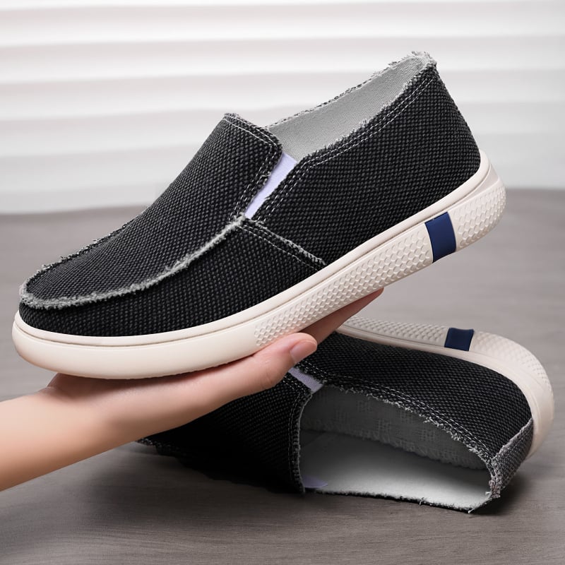 Férfi vászoncipő slip-on, könnyű, puha talpú, kényelmes casual cipő tavasz-nyár