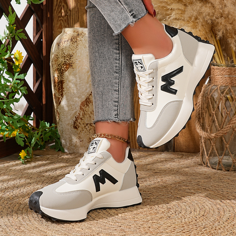 Γυναικείες sneakers 2026 άνοιξη–φθινόπωρο, κορεατικό στυλ, μεσαίο ύψος τακουνιού (3–5 cm), άνετες καθημερινές αθλητικές παπούτσια για τρέξιμο