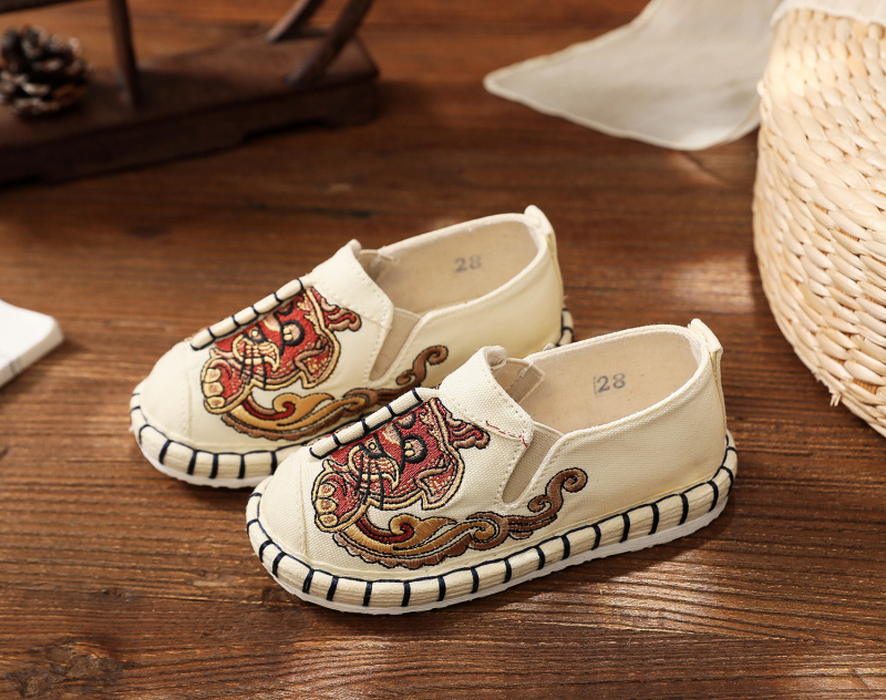 Pantofi de copii cu broderie în stil etnic, slip-on, din bumbac, respirabili, model desen animat