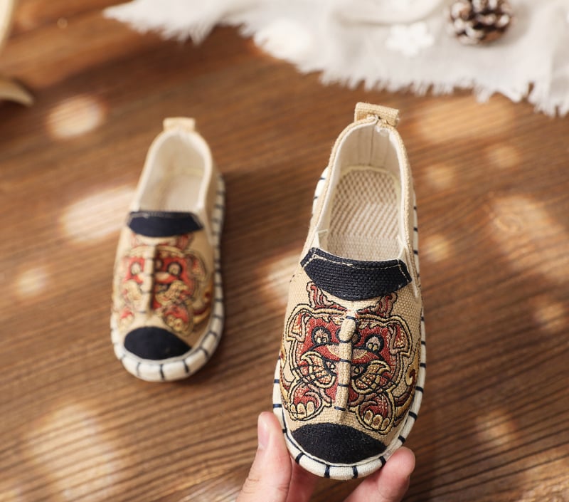 Pantofi de copii cu broderie în stil etnic, slip-on, din bumbac, respirabili, model desen animat