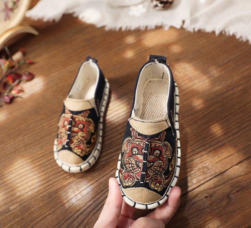 Pantofi de copii cu broderie în stil etnic, slip-on, din bumbac, respirabili, model desen animat