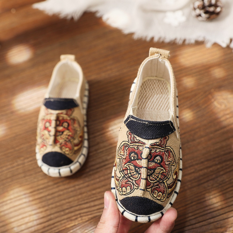 Pantofi de copii cu broderie în stil etnic, slip-on, din bumbac, respirabili, model desen animat