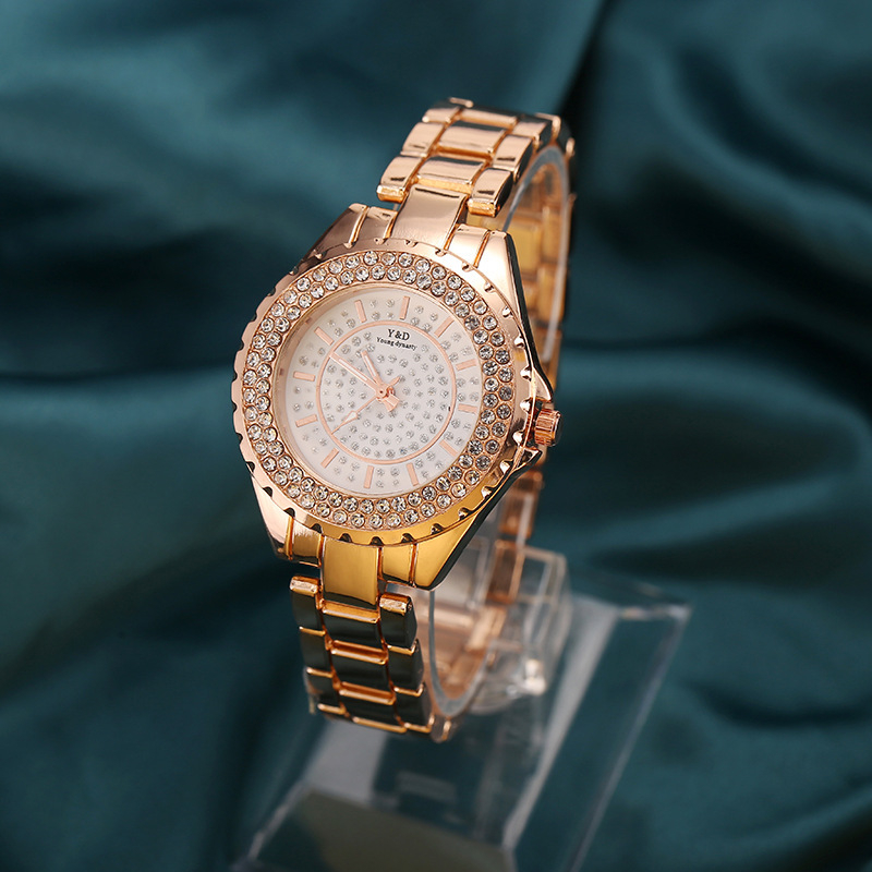 Γυναικείο ρολόι quartz με ατσάλινο μπρασελέ, πλήρως διαμαντενές καντράν και δείκτες μπατόν
