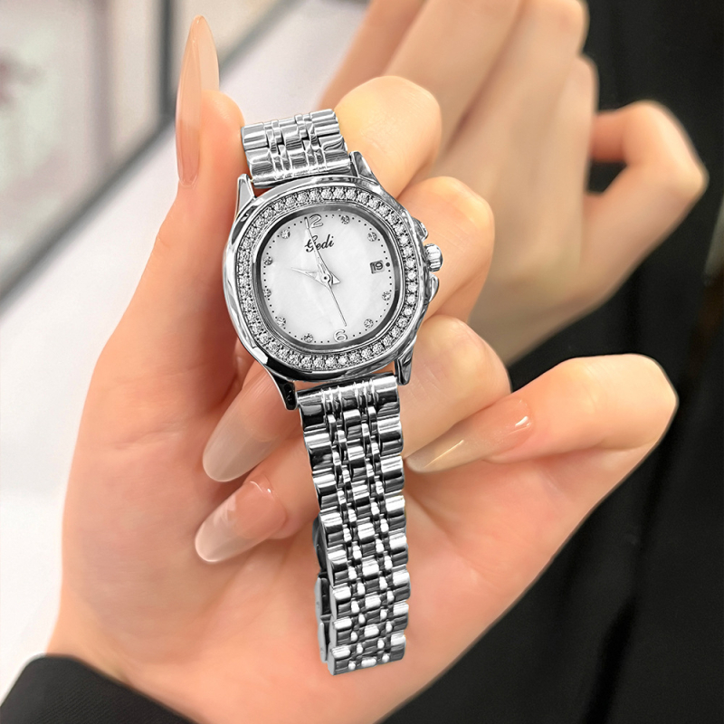 Goldie Fashion γυναικείο ρολόι με διαμάντια, κίνηση quartz, μπρασελέ από ανοξείδωτο ατσάλι, καντράν μαργαριριού – ελαφριά πολυτελής αίσθηση, κομψό και ευέλικτο