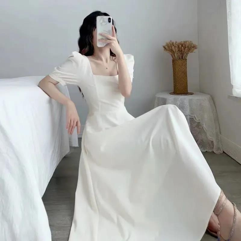 Plus-size καλοκαιρινό φόρεμα σε στιλ Χεμπέρν, φουσκωτά μανίκια, τετράγωνο ντεκολτέ, στημένη ζώνη στη μέση, κομψό μήκος πάνω από το γόνατο