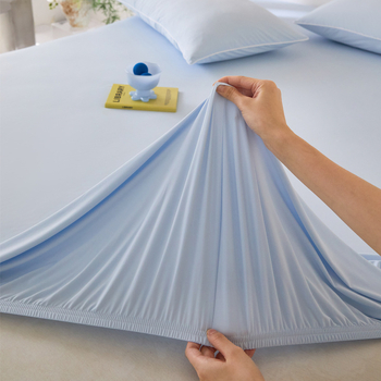 Σετ σεντόνια από νάιλον με αίσθηση ice-silk για μονό κρεβάτι — μονόχρωμο, μινιμαλιστικό τρίπτυχο με μαξιλαροθήκες