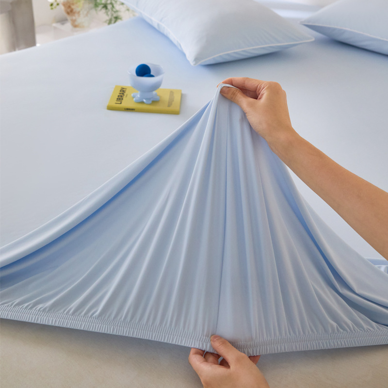 Σετ σεντόνια από νάιλον με αίσθηση ice-silk για μονό κρεβάτι — μονόχρωμο, μινιμαλιστικό τρίπτυχο με μαξιλαροθήκες