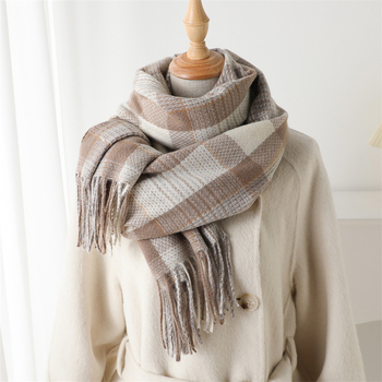 Νέο στυλ ψεύτικου κασμίρι με καρό, ζεστό εσάρπα-φουλάρι για φθινόπωρο και χειμώνα, μοντέρνο και κομψό, ευέλικτο με φούντες