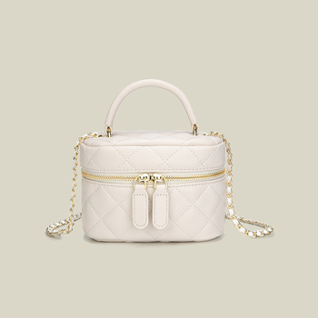 Τσάντα σε στυλ Chanel με διαμαντοειδές quilting και αλυσίδα, ευέλικτή χειραποσκευή ή crossbody, θήκη για κινητό