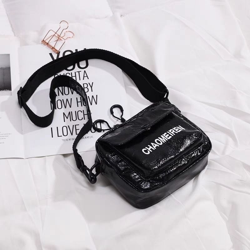 Νέα μόδα: μικρή crossbody τσάντα, κομψή θήκη τηλεφώνου με ευέλικτο καθημερινό στυλ, εμπνευσμένη από το κορεάτικο casual
