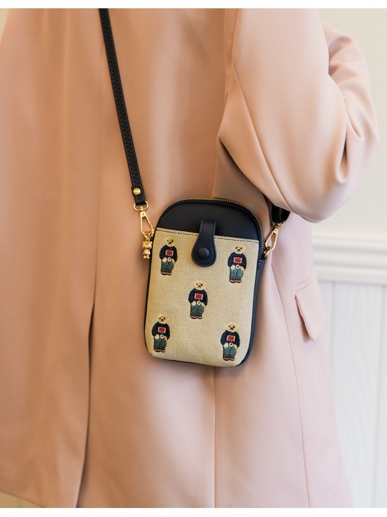 Τσαντάκι κινητού με καρτούν αρκούδα, crossbody, 2025 άνοιξη-καλοκαίρι, γλυκό και ευέλικτο, σχέδιο με χρωματικά μπλοκ