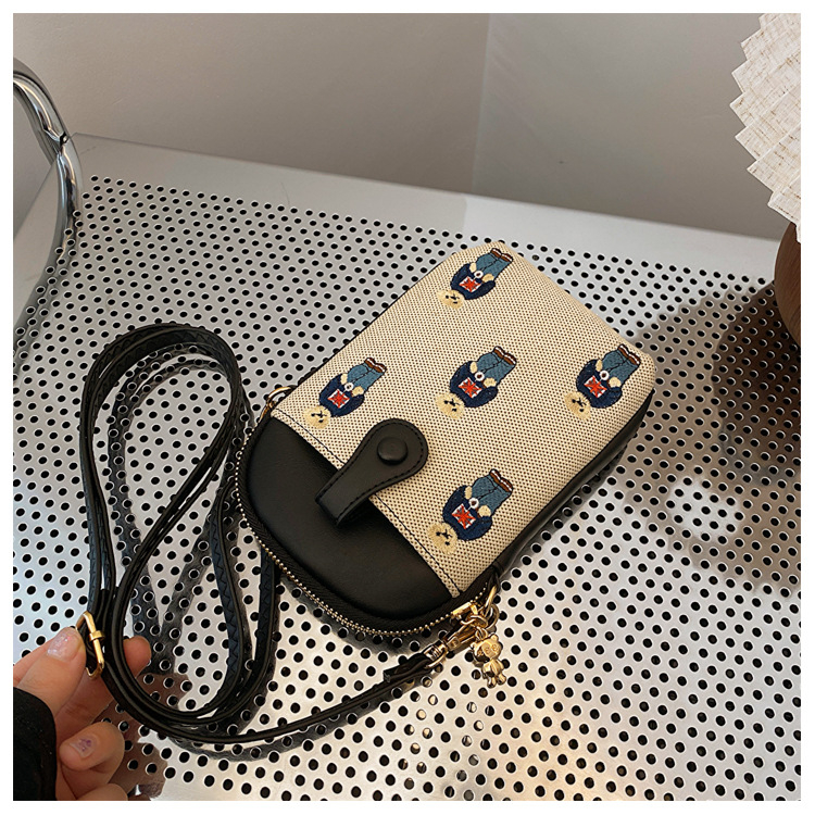 Τσαντάκι κινητού με καρτούν αρκούδα, crossbody, 2025 άνοιξη-καλοκαίρι, γλυκό και ευέλικτο, σχέδιο με χρωματικά μπλοκ