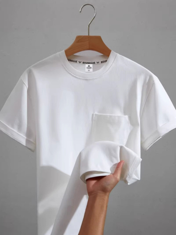 Λευκό T‑shirt με τσέπη, κοντό μανίκι, unisex, άνετη γραμμή, καλοκαίρι, βαμβάκι