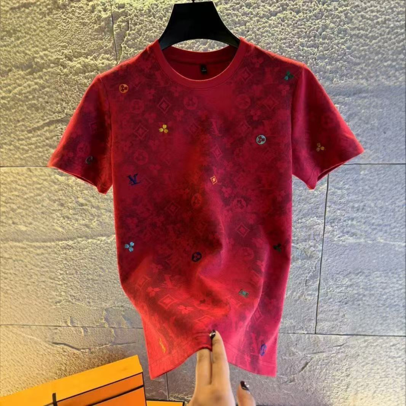 Ανδρικό T‑shirt loose-fit με φλοράλ εκτύπωση σε ανάλαφρο ύφασμα ice-silk, καλοκαίρι