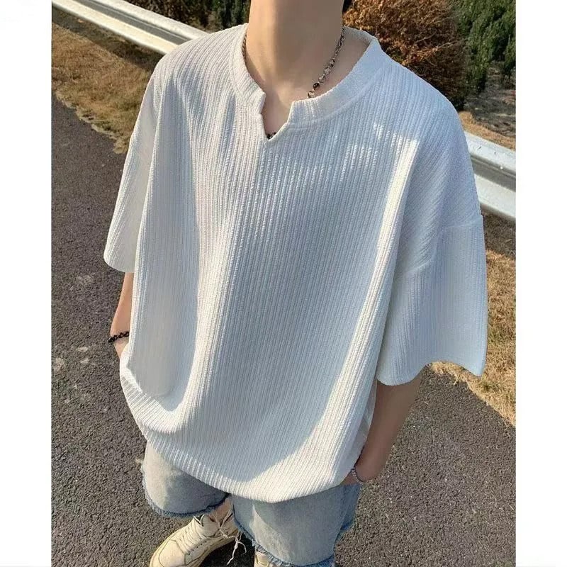 Ανδρικό κοντομάνικο T-shirt από ice-silk με υφή, καλοκαιρινό δροσιστικό streetwear σε αμερικάνικο στυλ, χαλαρή γραμμή, V-λαιμό, αίσθηση πολυτέλειας