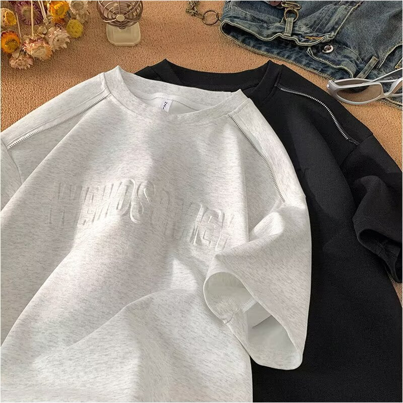 Ανδρικό καλοκαιρινό T-shirt με κοντό μανίκι, στρογγυλός λαιμός, ανάγλυφη εκτύπωση κειμένου, ελαφρύ πολυεστέρας, καθημερινή χρήση