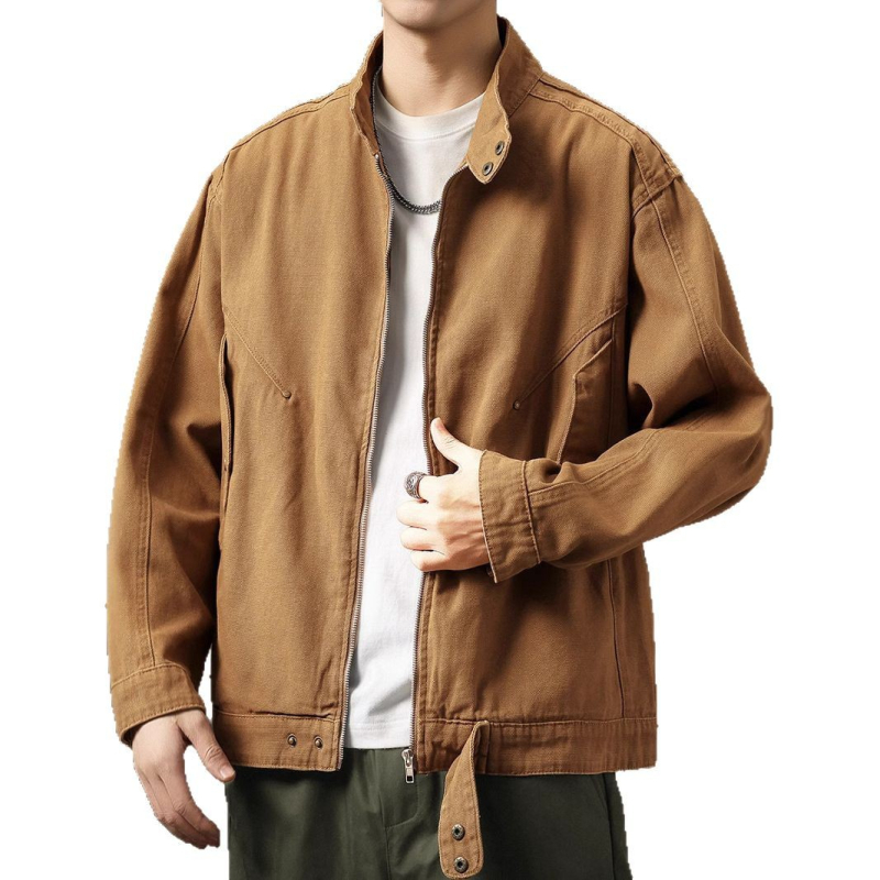 Αντρικό τζιν τζάκετ σε στυλ αμερικανικού streetwear, χαλαρή γραμμή για άνοιξη–φθινόπωρο, casual και στιβαρή εμφάνιση.