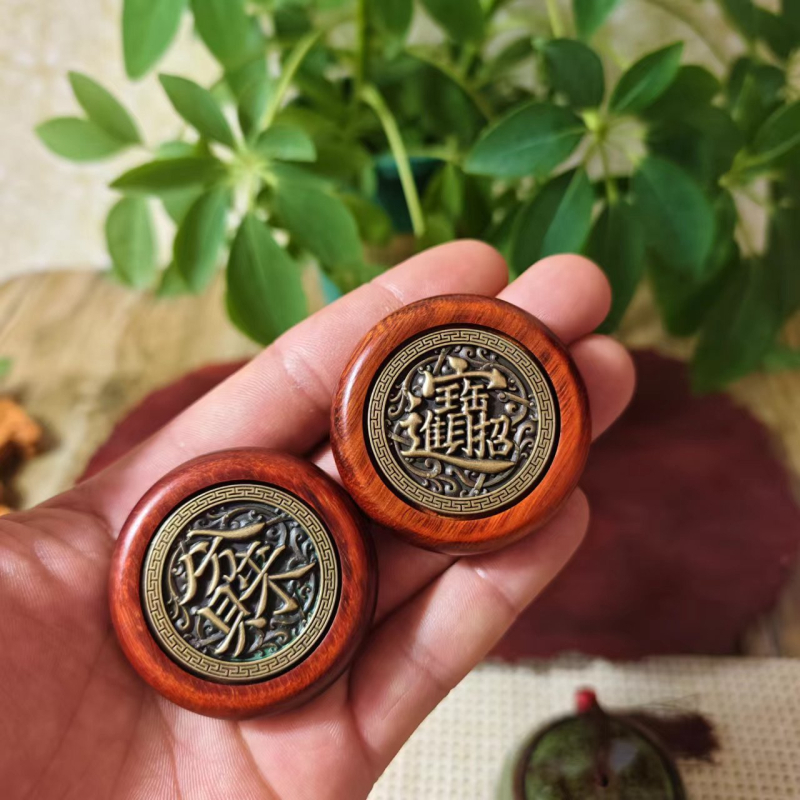 Rosewood διπλής όψης φυλαχτό για προσέλκυση πλούτου, φορητό χειροποίητο ξύλινο διακοσμητικό