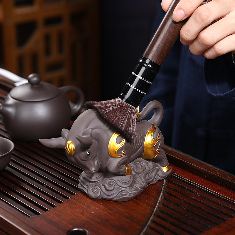 Teapet αγελάδα από φαιό πηλό — κεραμικό διακοσμητικό για την τελετή τσαγιού