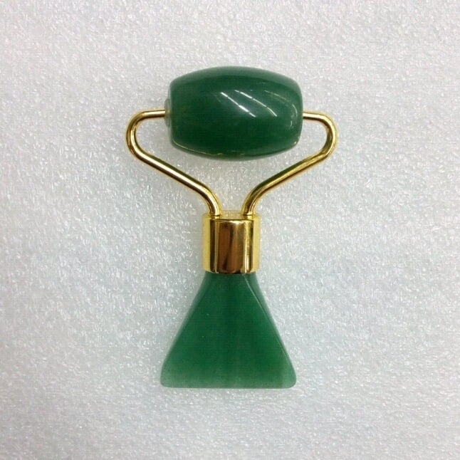 Rózsaszín kristály szemmasszírozó és gua sha – mini kettős funkciójú szépségkészülék
