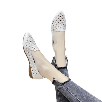 Γυναικείοι loafers με κόκκινο κέντημα και διάτρητα σχέδια, μαλακή σόλα, slip-on, καλοκαίρι