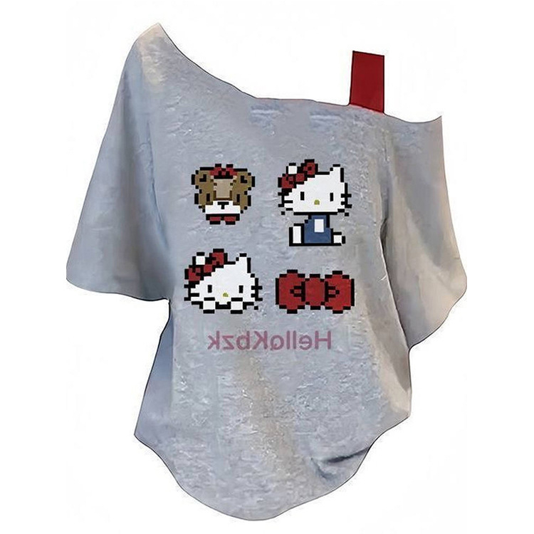Γυναικεία T‑shirt σε αμερικανικό στυλ, off-shoulder, κοντό μανίκι, καλοκαίρι 2025, άνετη γραμμή, εκτύπωση με χαρακτήρες κινουμένων σχεδίων