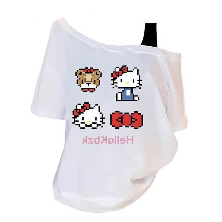 Γυναικεία T‑shirt σε αμερικανικό στυλ, off-shoulder, κοντό μανίκι, καλοκαίρι 2025, άνετη γραμμή, εκτύπωση με χαρακτήρες κινουμένων σχεδίων