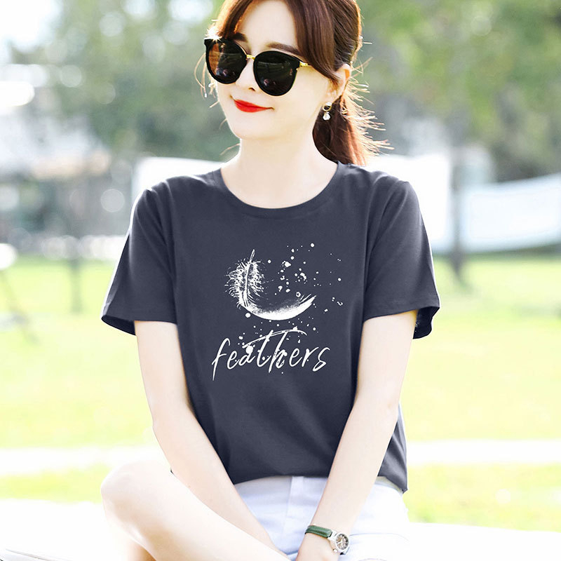 Γυναικείο κοντομάνικο T‑shirt σε ανοιχτό μωβ, άνετη γραμμή, κορεατικό στυλ, καλοκαίρι 2025