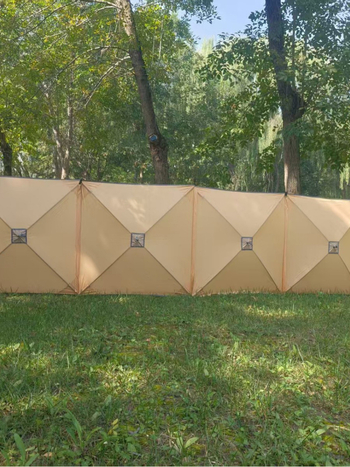 Hordozható kültéri szélvédő kempinghez és piknikhez, nézőablakkal — 5.6 m × 1.4 m