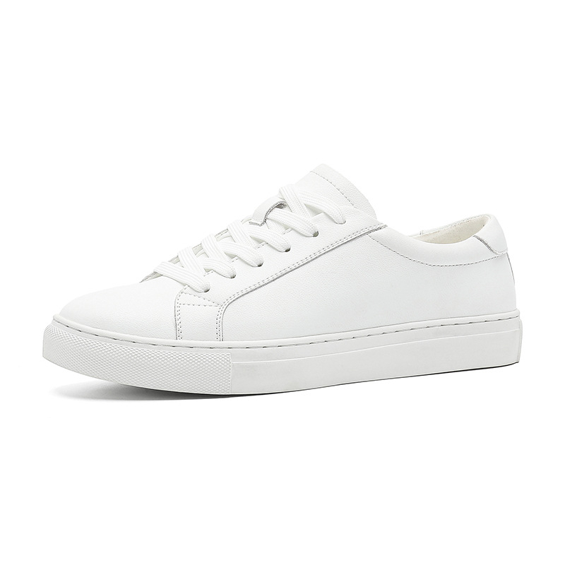 Ανδρικά λευκά sneakers από γνήσιο δέρμα με μαλακή σόλα, μεγέθη 46–48, ευρύ και επιπλέον ευρύ.