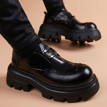 Pantofi brogue pentru bărbați cu talpă foarte groasă, ușori, loafer slip-on cu creștere de înălțime în interior, pantofi casual din piele