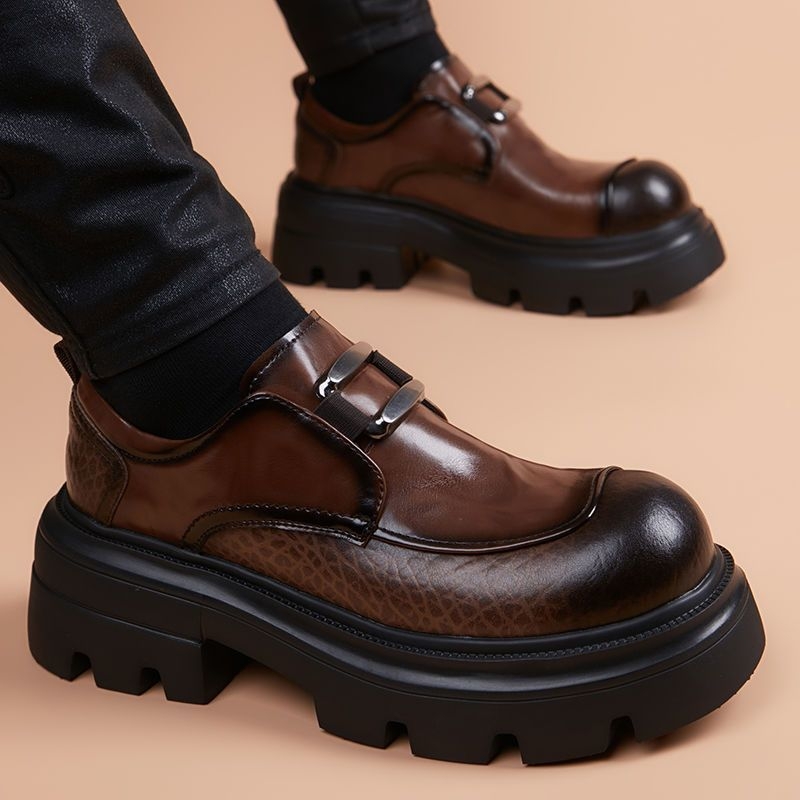 Pantofi brogue pentru bărbați cu talpă foarte groasă, ușori, loafer slip-on cu creștere de înălțime în interior, pantofi casual din piele
