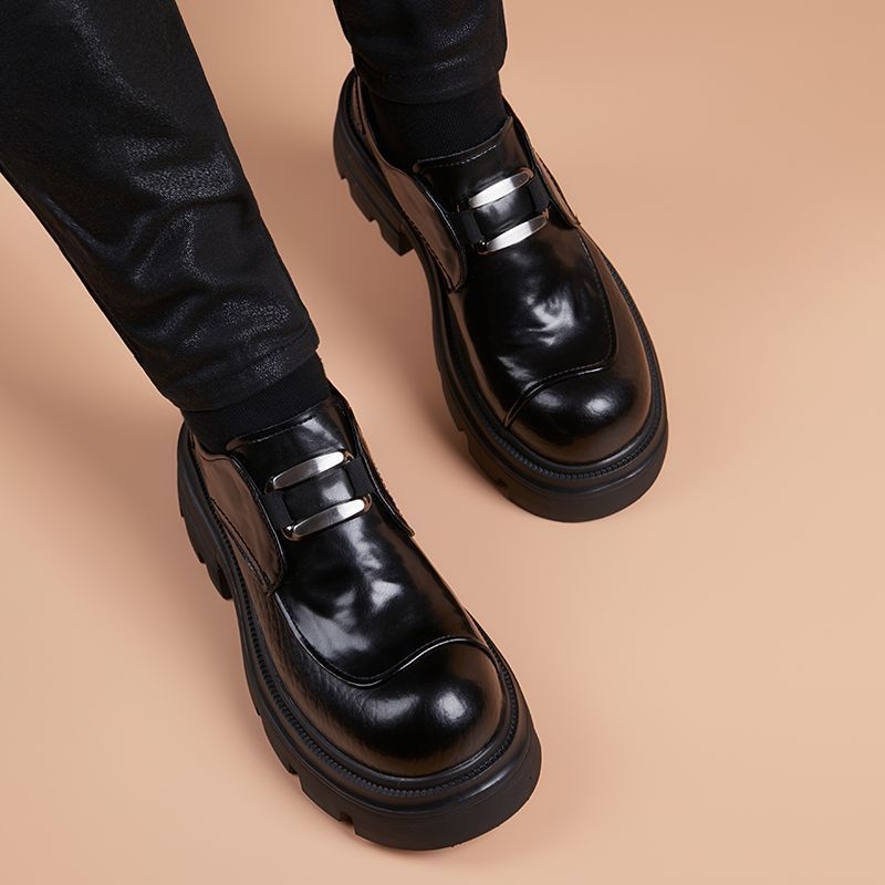 Pantofi brogue pentru bărbați cu talpă foarte groasă, ușori, loafer slip-on cu creștere de înălțime în interior, pantofi casual din piele