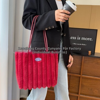Plyšová crossbody štvorcová kabelka pre ženy, jeseň/zima, priestranné vnútro